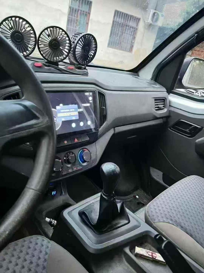 贵港19年五菱汽车新卡6