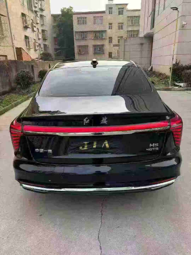 襄陽24年紅旗H59