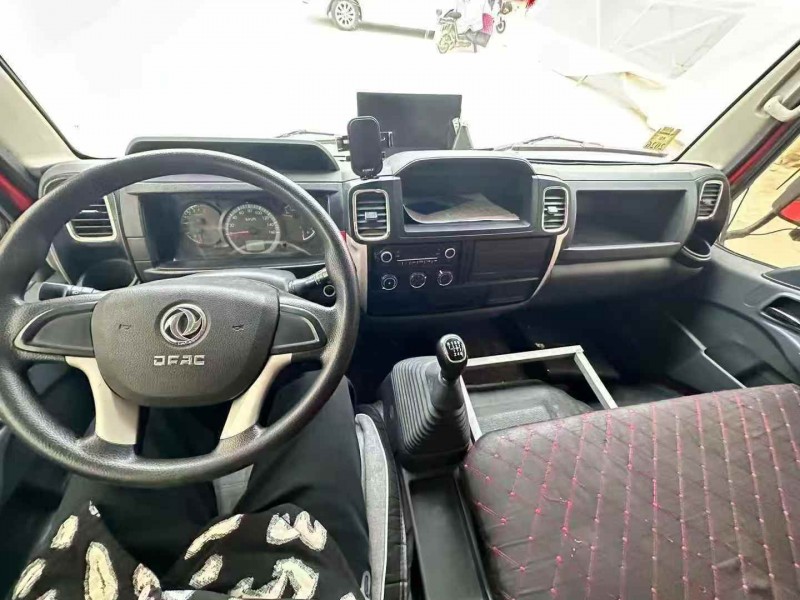 潍坊23年东风多利卡4