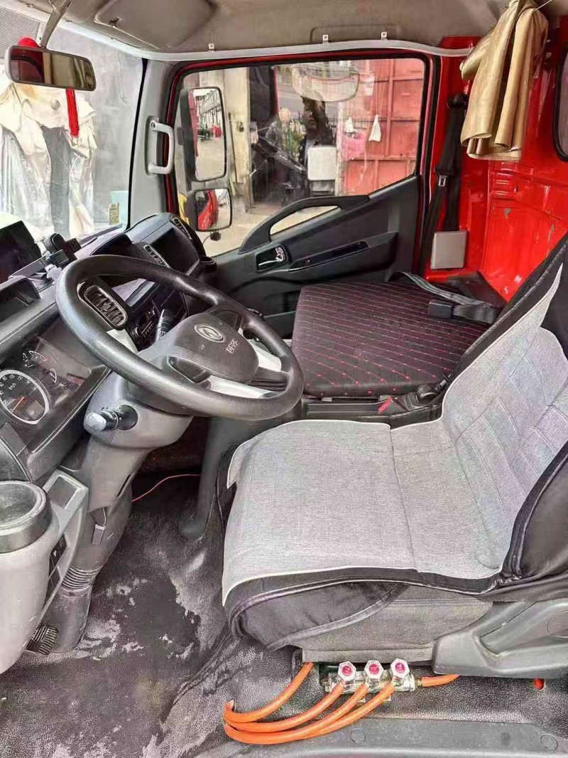 潍坊23年东风多利卡5