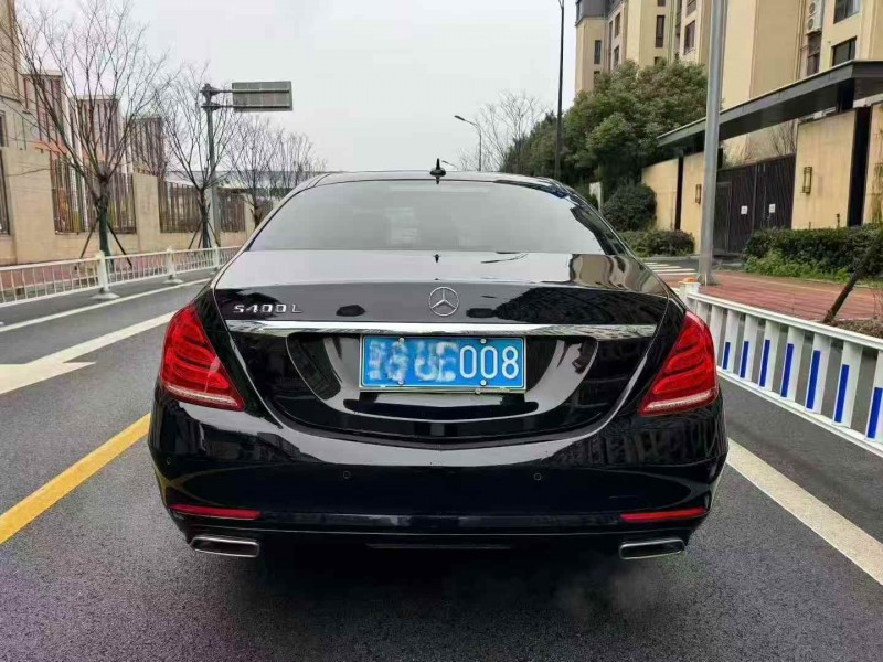金华15年奔驰S7