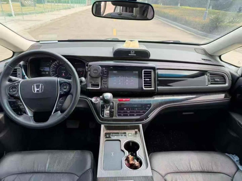 連云港21年本田艾力紳5