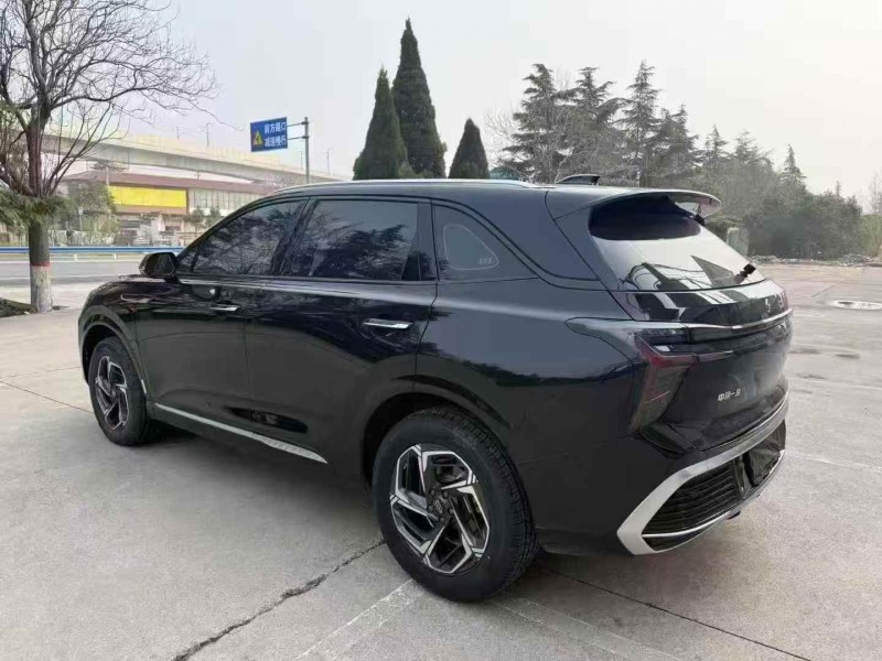 枣庄24年红旗HS38