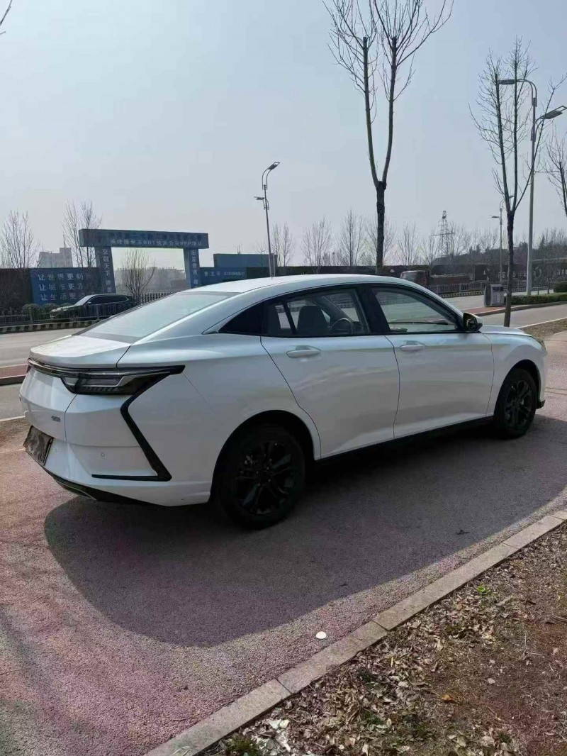 潍坊25年东风奕炫8