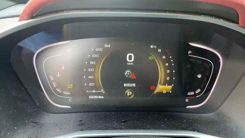 铜陵18年吉利缤越5