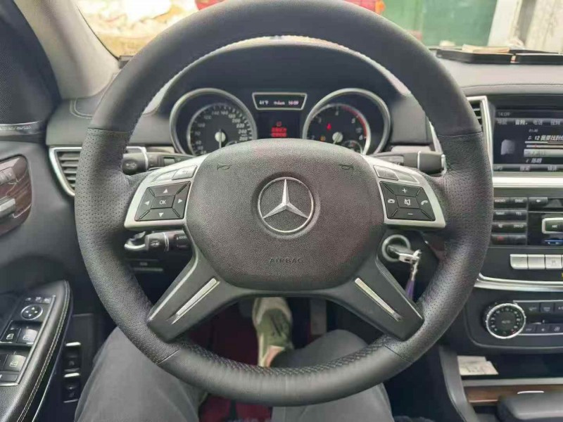 济宁13年奔驰GL5