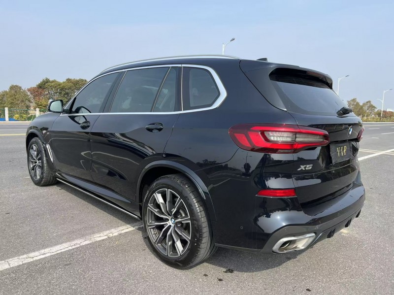 盐城23年宝马X58