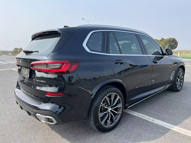 盐城23年宝马X59