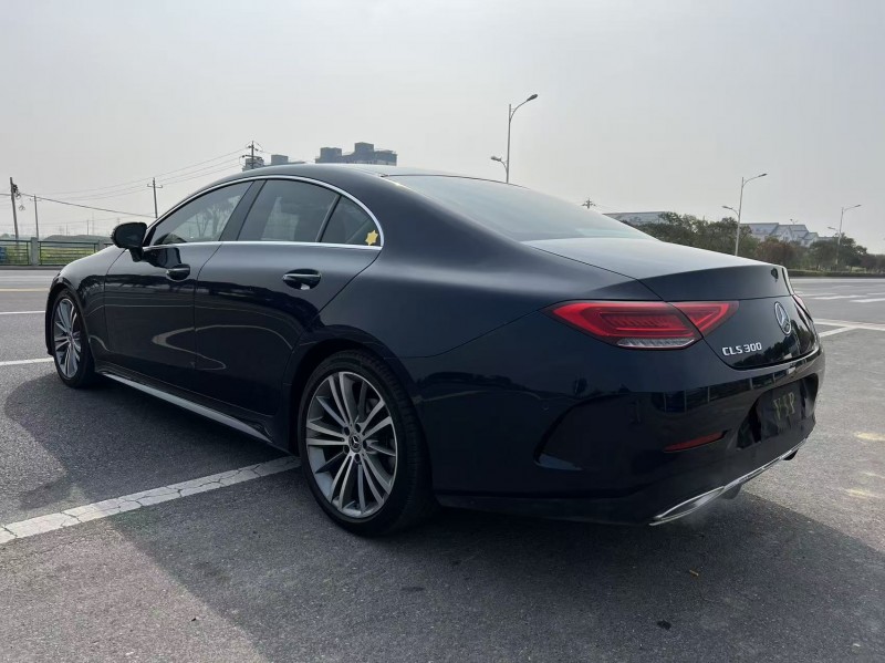 盐城21年奔驰CLS8