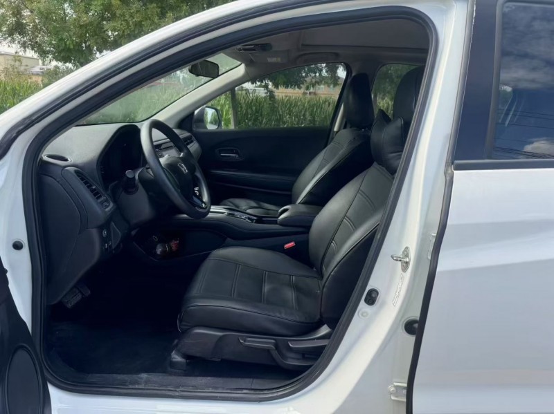 新乡21年本田缤智6