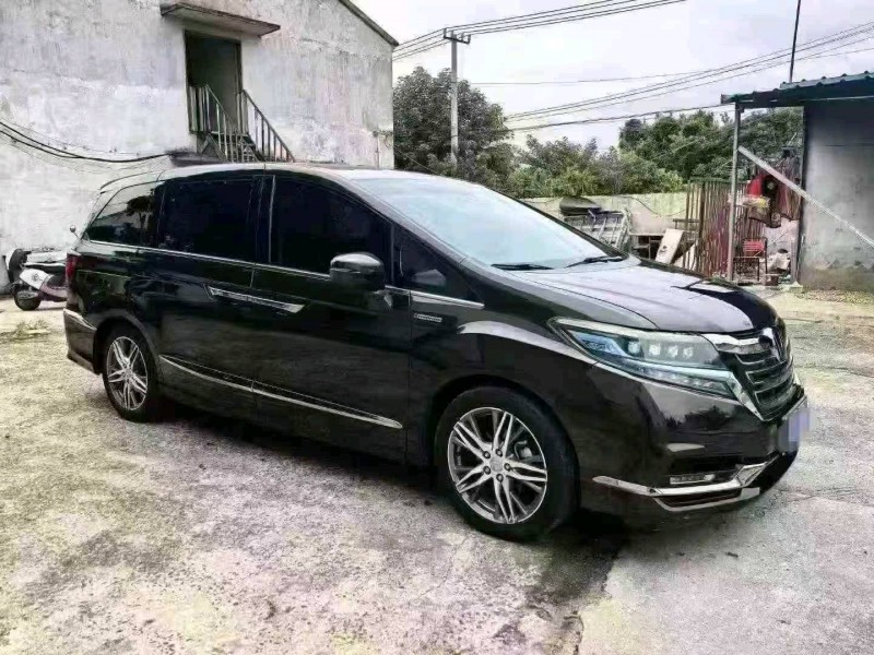 苏州20年本田艾力绅2