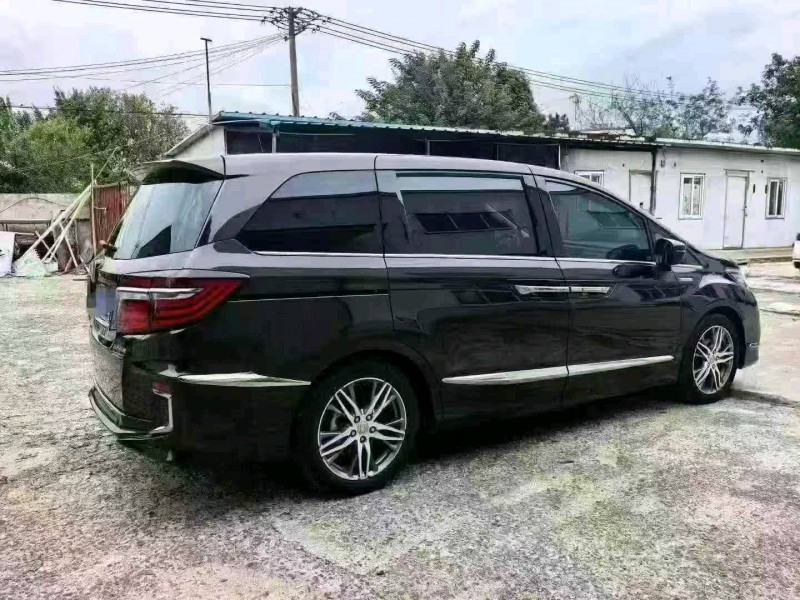 苏州20年本田艾力绅7