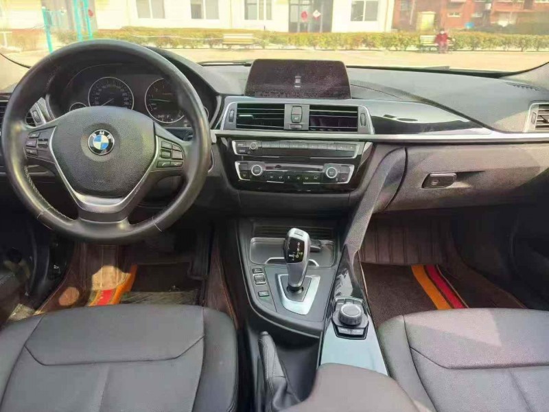 东营18年宝马3系4