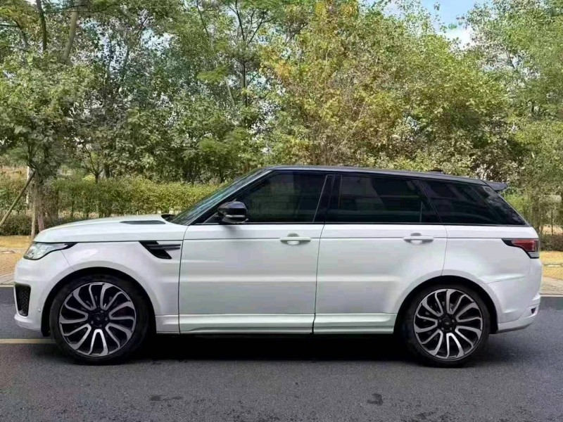 广州17年路虎揽胜运动4