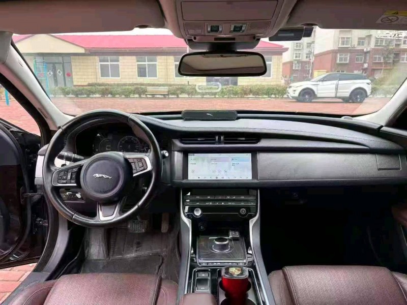 济宁19年捷豹XF6