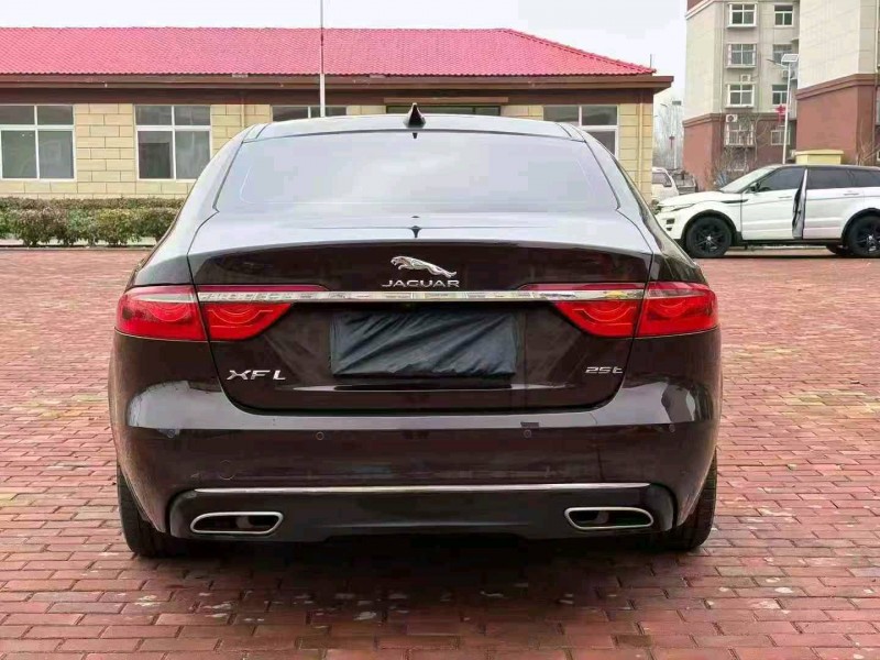 济宁19年捷豹XF9