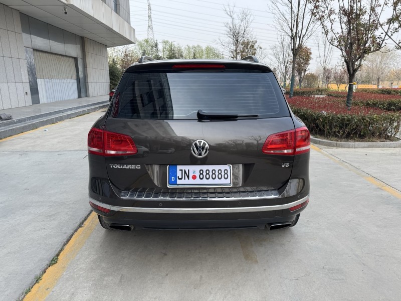 济宁17年大众途锐9