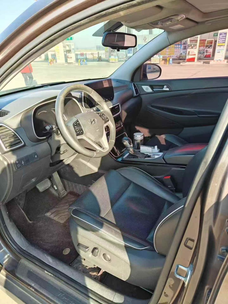 邯郸20年现代途胜6