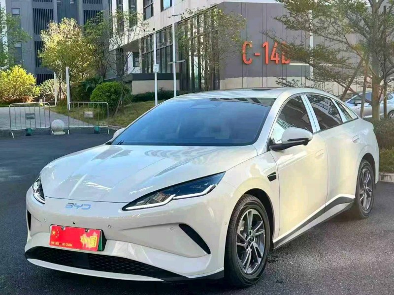 广州25年比亚迪海豹2