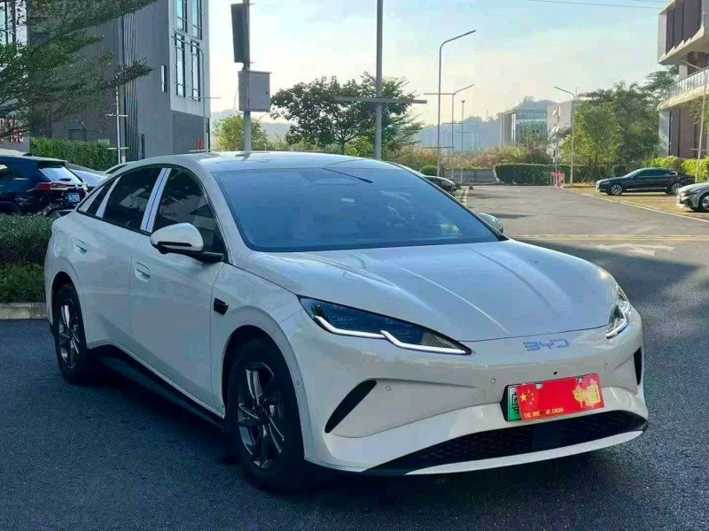 广州25年比亚迪海豹3