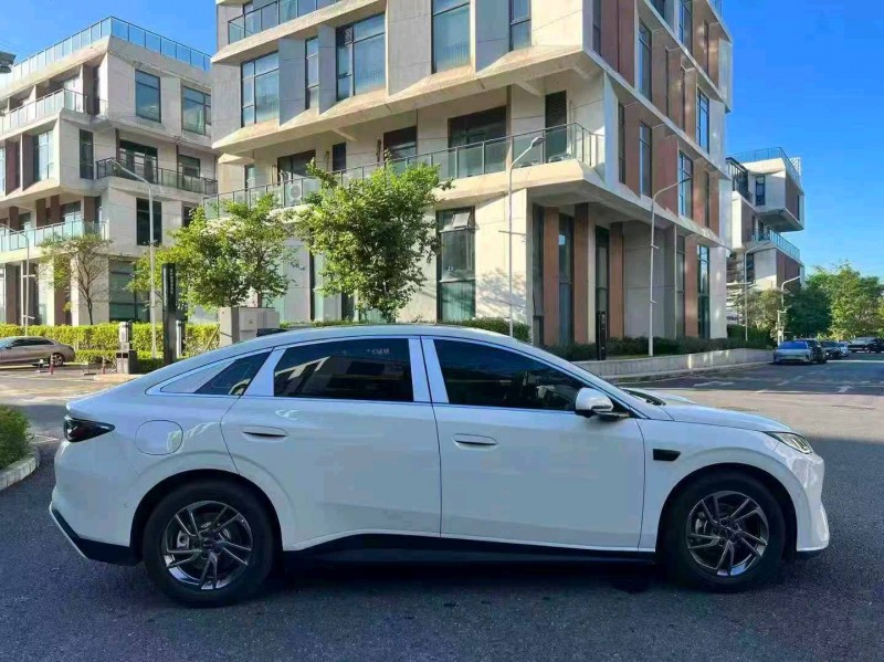 广州25年比亚迪海豹6