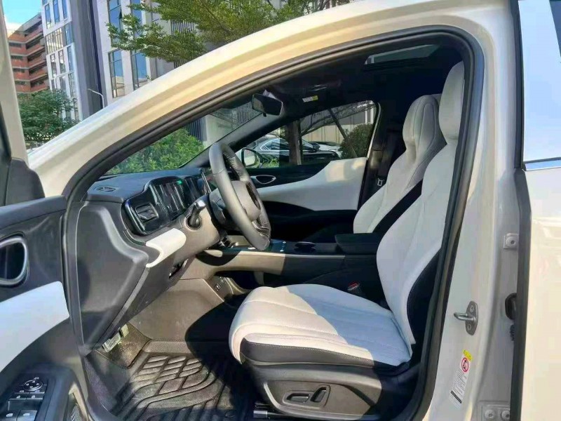 广州25年比亚迪海豹9