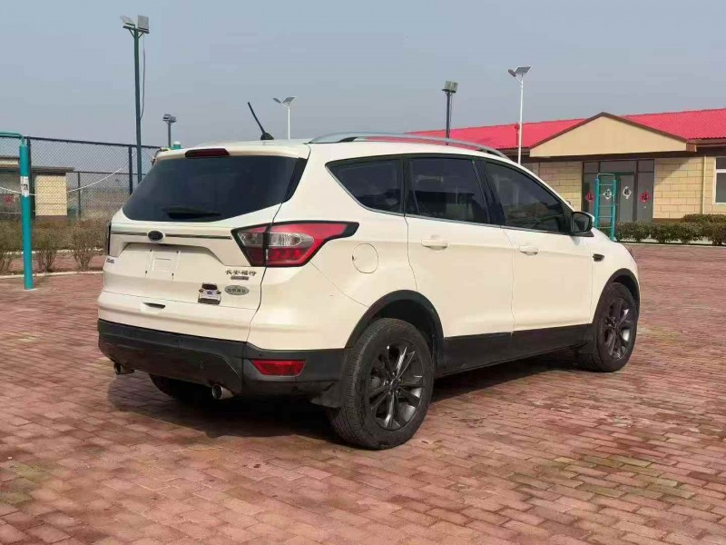 枣庄19年福特翼虎8