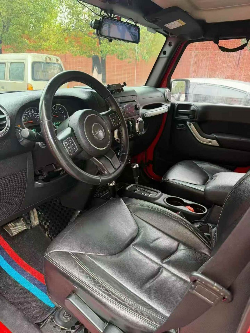 张家界15年Jeep牧马人6