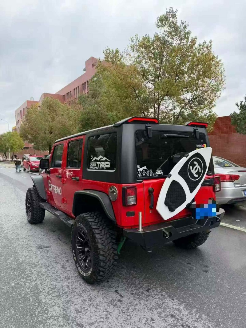 张家界15年Jeep牧马人8