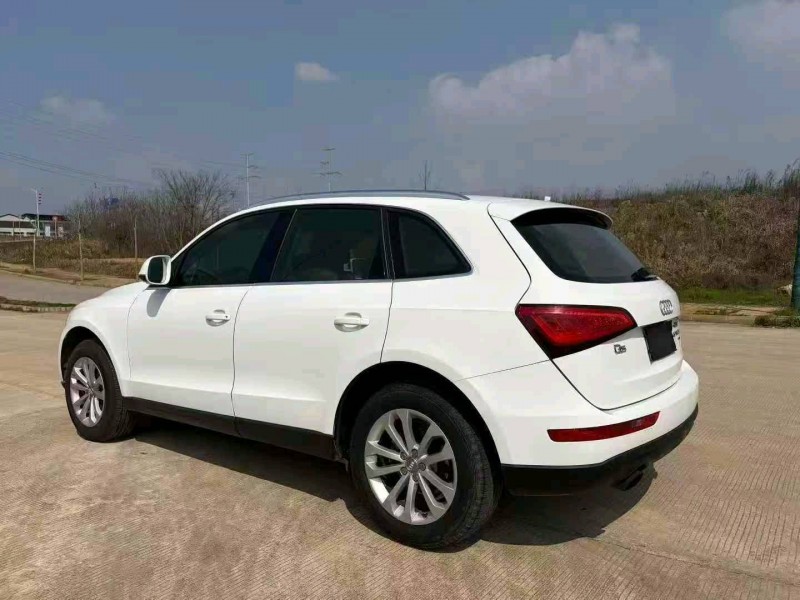 邵陽15年奧迪Q58