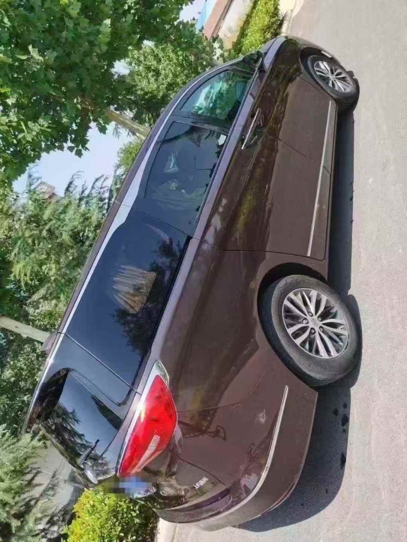 臨沂18年別克GL86