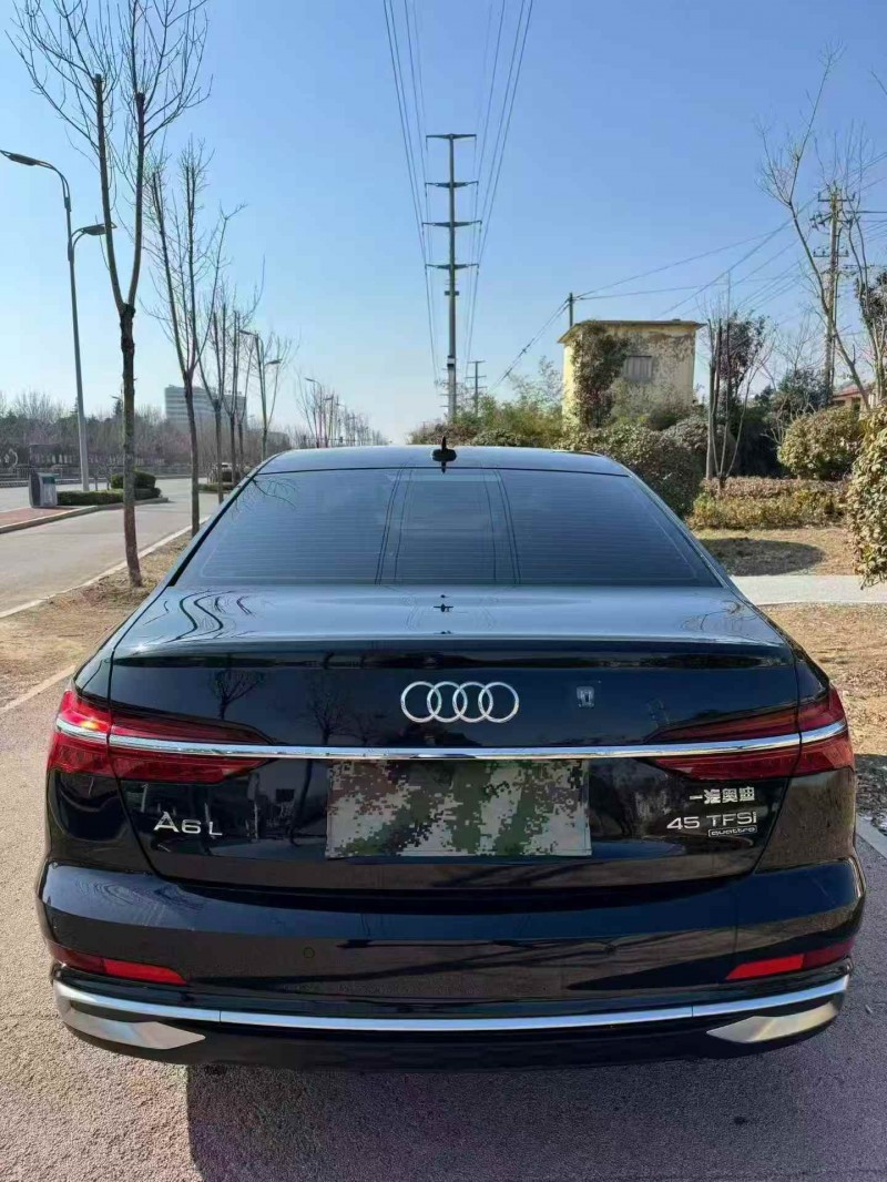 济宁24年奥迪A6L9