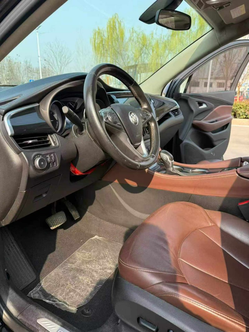 吉安21年别克昂科威3