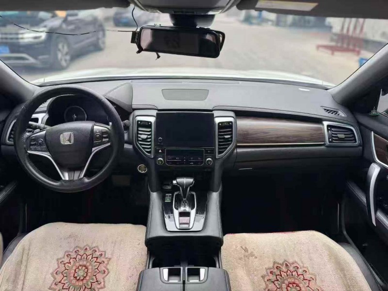 铜川17年本田冠道5