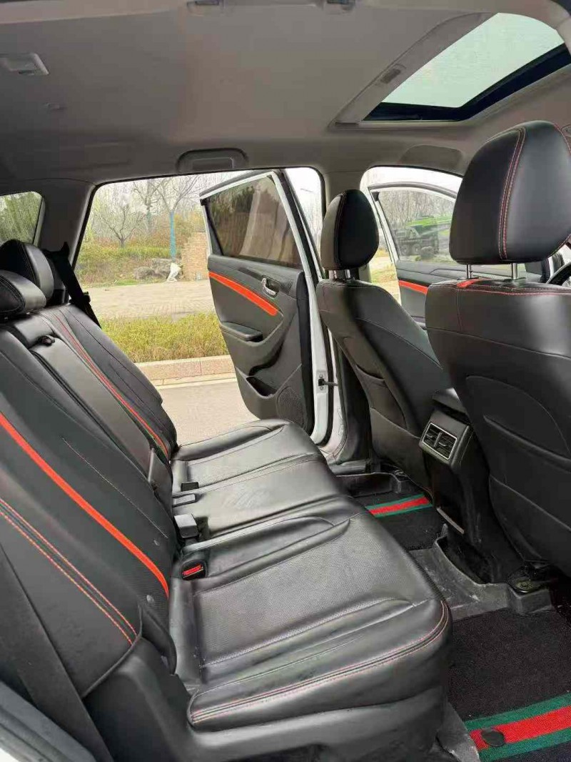 济宁22年东风风光5