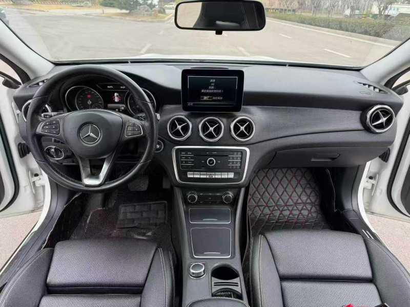 枣庄18年奔驰GLA6