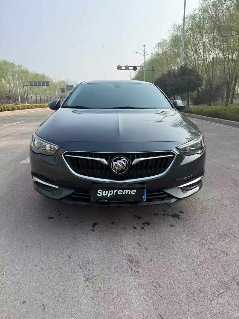 济宁20年别克君威1