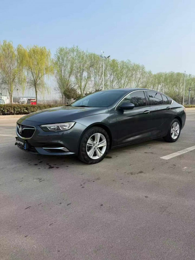 济宁20年别克君威2