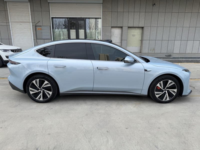 济宁22年蔚来ET58