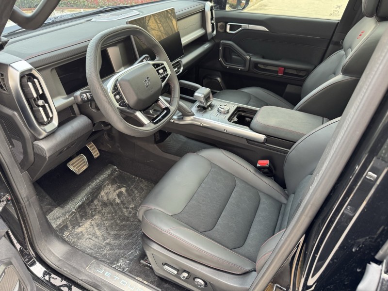 济宁25年奇瑞捷途4