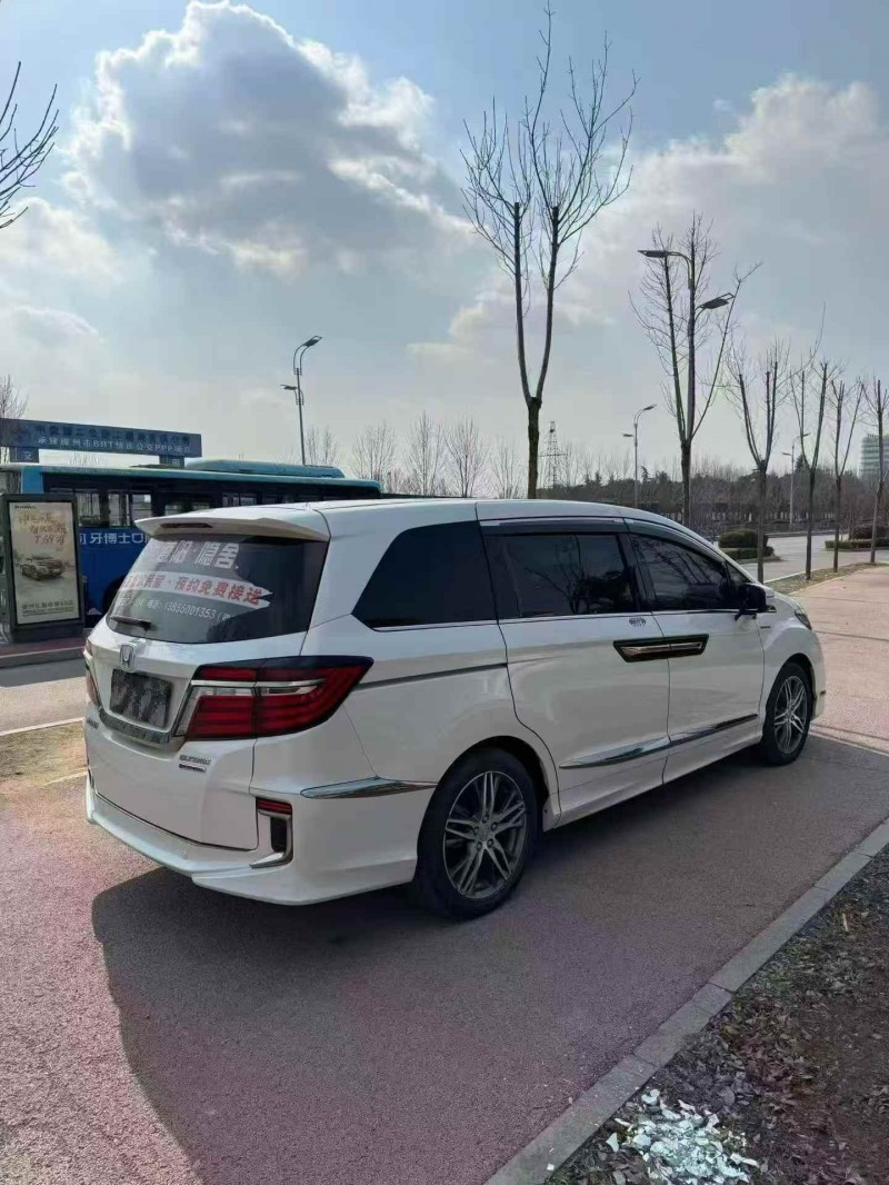 东营21年本田艾力绅7