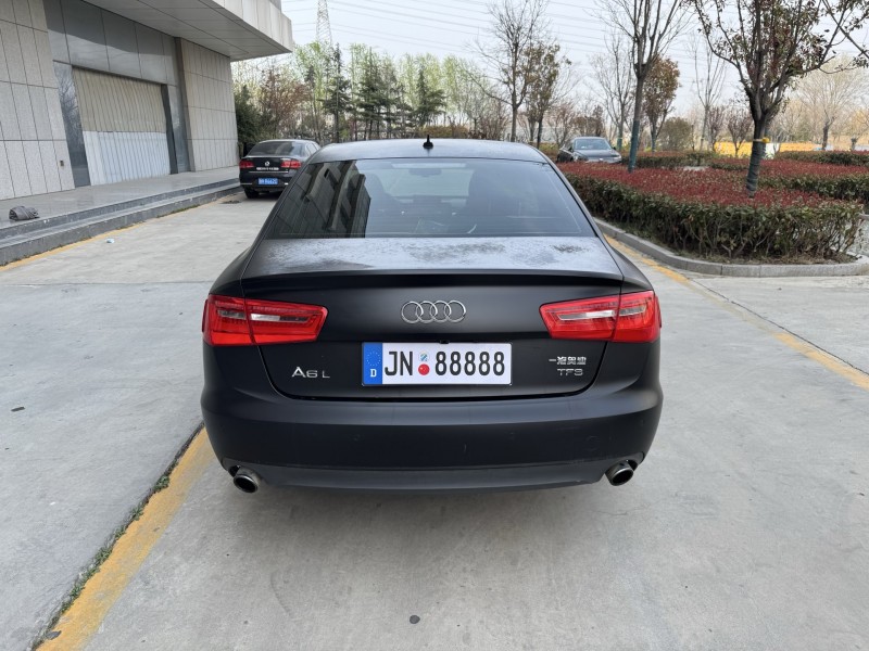 济宁15年奥迪A6L9