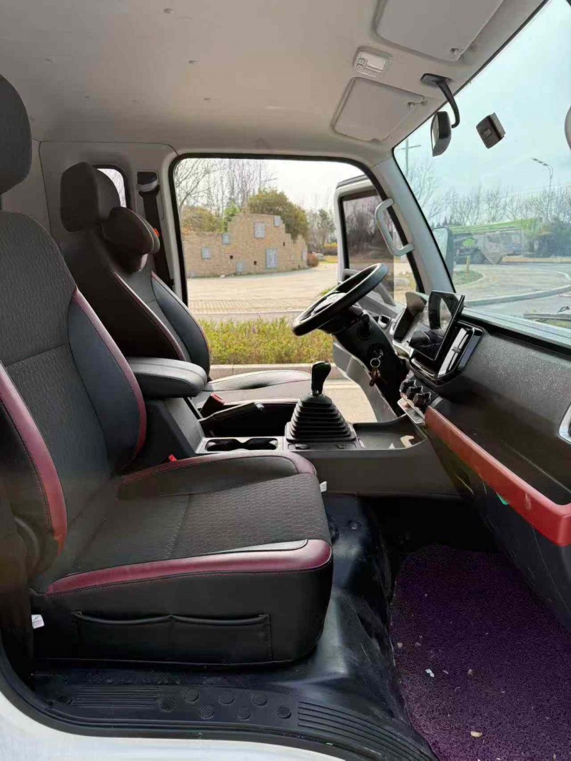 东营25年福田领航4