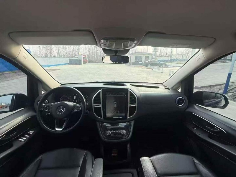 棗莊18年奔馳威霆3