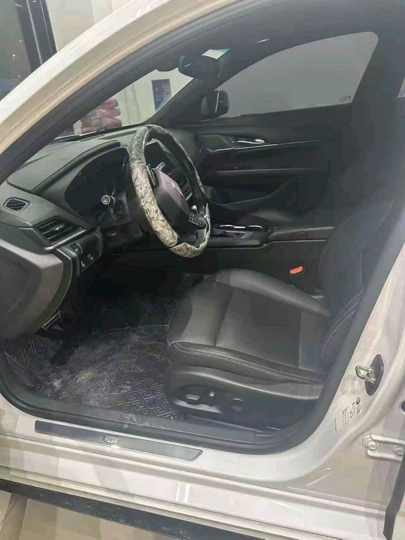 蚌埠20年凯迪拉克CT44