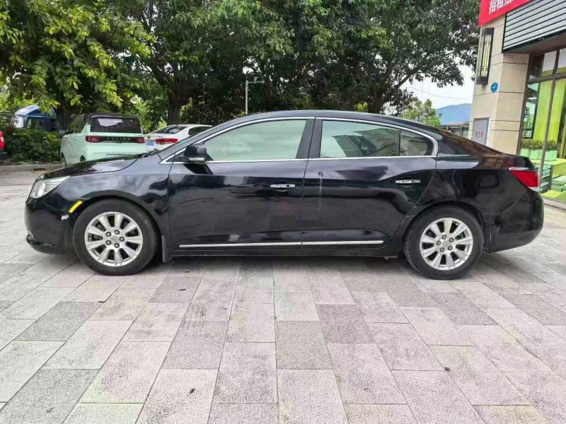 廣州13年別克君越8