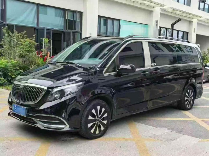 廣州22年奔馳威霆3