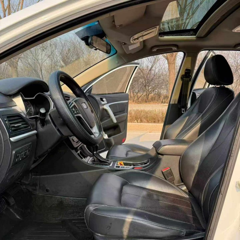 淄博17年吉利帝豪4