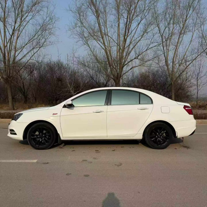 淄博17年吉利帝豪8