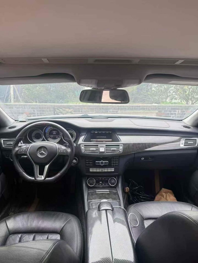 湖州13年奔驰CLS5